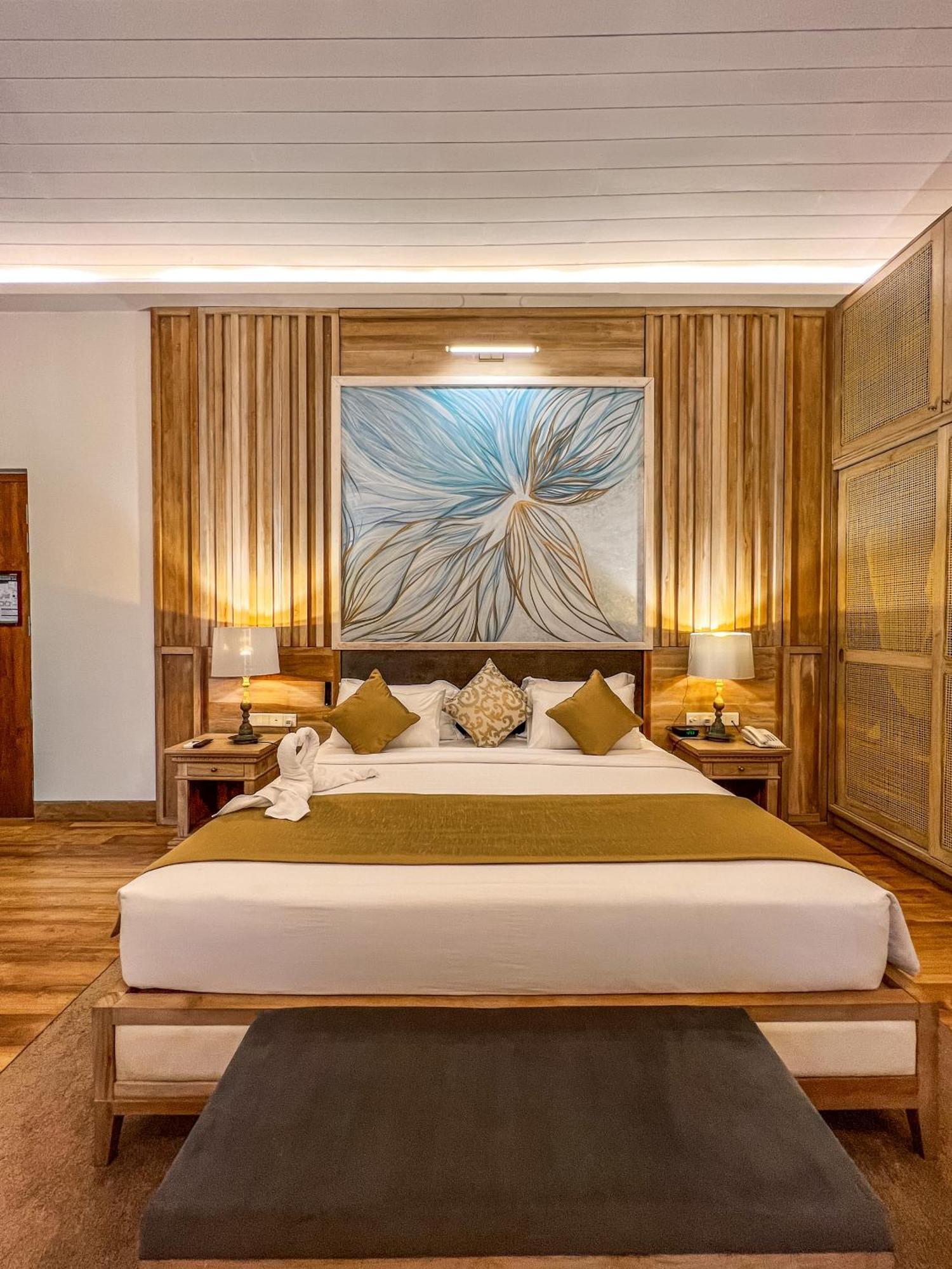 Junior Suite,1537487977:JPEG